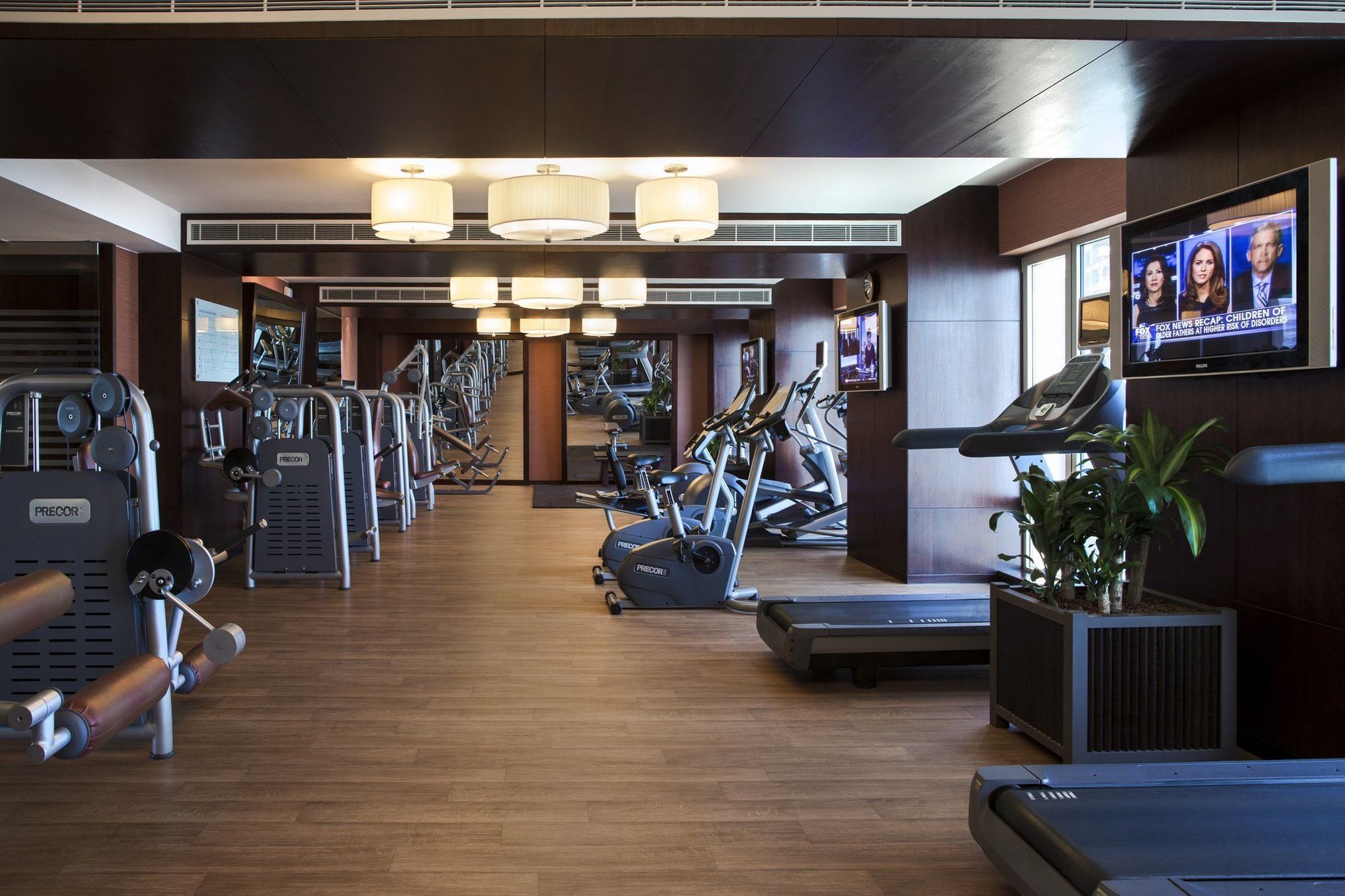 Hyatt Regency Al Kout Mall Kuwait City Exterior foto The gym at the hotel